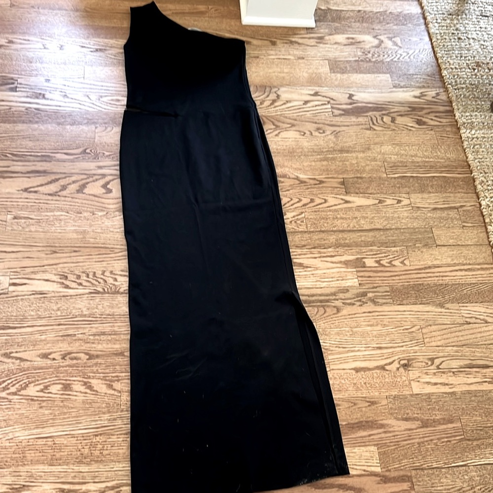 Marcella Martina one shoulder black dress. - Picture 6 of 10